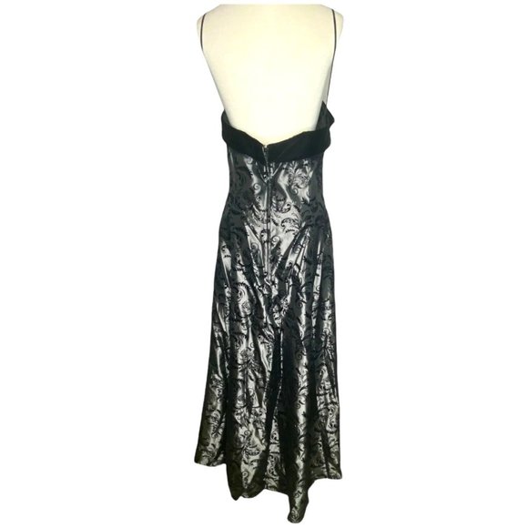 Vintage Gown Glamorous c1980s Dave & Johnny Formal Silver Black Velvet Jacquard - Picture 6 of 12